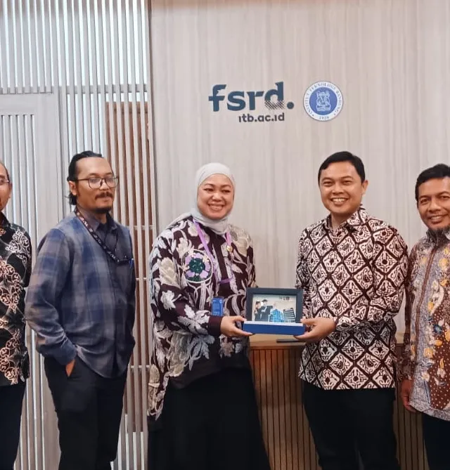 Kuliah 5 Tahun Raih Dua Gelar, DKV Udinus dan FSRD ITB Sepakati Program Fast Track