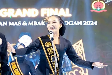 Sejak Kecil Tertarik Akan Budaya, Kini Salsabilla Mahasiswi Ilkom Udinus Jadi Duta Wisata Kabupaten Grobogan 2024