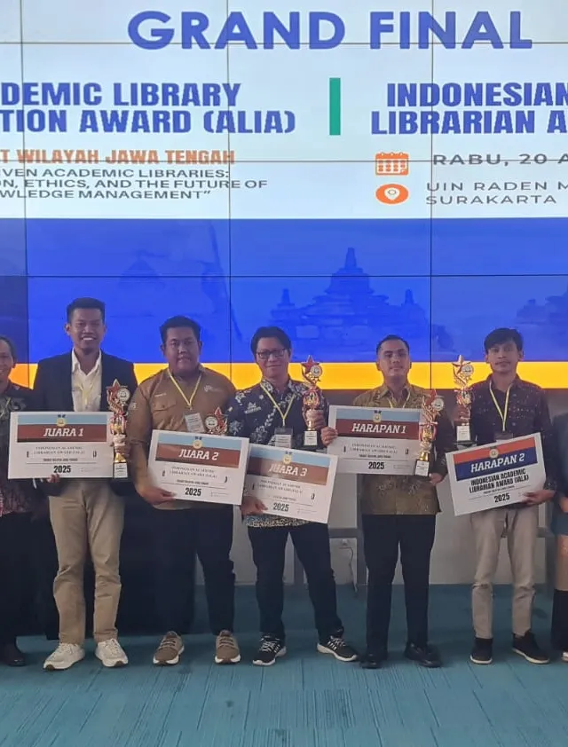 Pustakawan Udinus Raih Prestasi di Indonesian Academic Librarian Award 2025