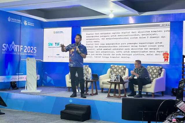 Rektor Udinus Paparkan Peran Digital Twin Jembatani Dunia Fisik dan Virtual di SNATIF 2025