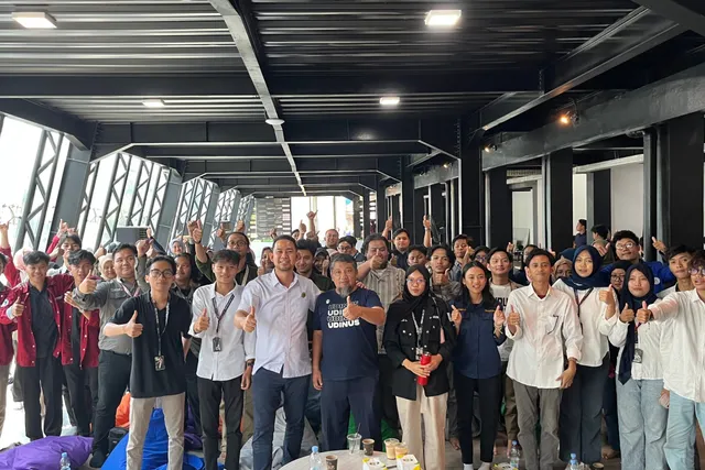 Serap Aspirasi Mahasiswa, Dialog Bersama Rektor Udinus Dikemas Nyaman dan Penuh Kebersamaan