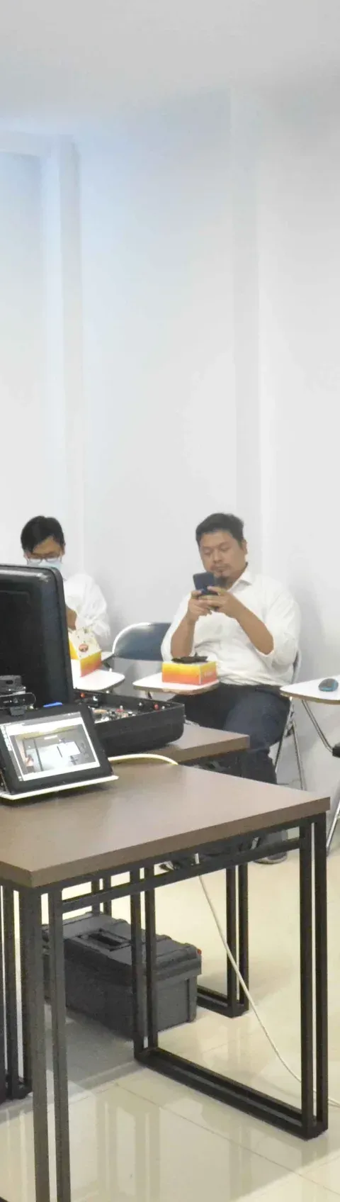 SINERGIKAN AI DENGAN ROBOTIKA, COE UDINUS KENALKAN ARTS KEPADA DOSEN FIK DAN FT