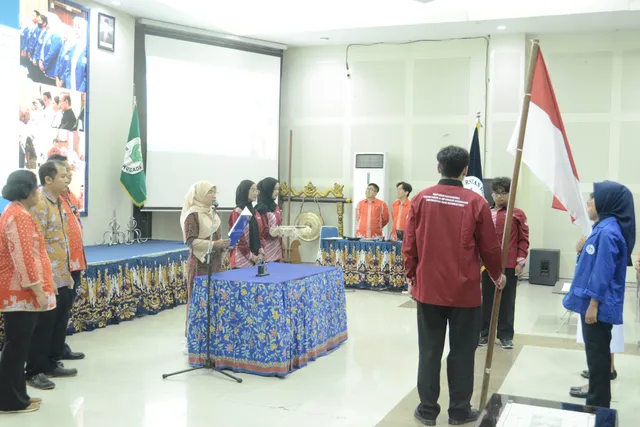 Sumpah Janji Mahasiswa, Jadi Bukti Komitmen Mahasiswa RMIK Udinus Jaga Kerahasiaan Data