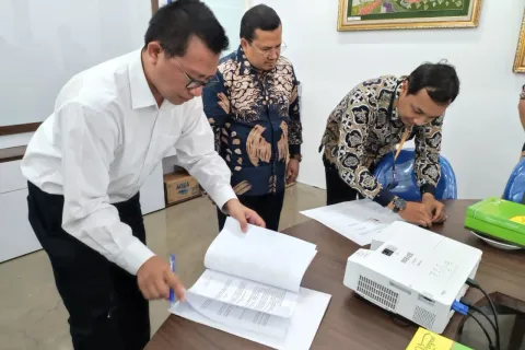 TINGKATKAN KUALITAS LULUSAN, FAKULTAS TEKNIK UDINUS JALIN KERJASAMA DENGAN UNIVERSITAS BRAWIJAYA