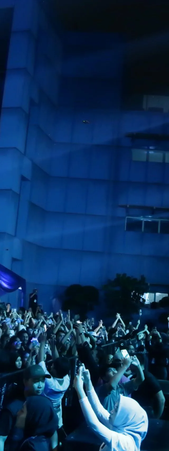 Dinus Night Festival Jadi Puncak Kemeriahan Dinus Inside 2025, The Changcuters Tampil Energik Guncang Semangat 3.154 Maba Udinus