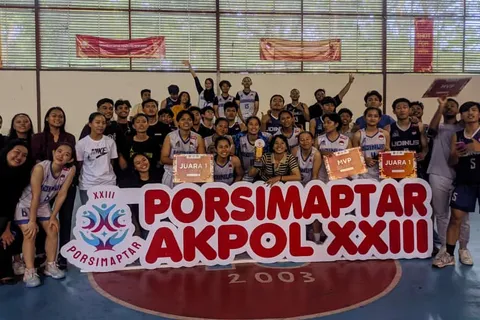 UKM BOLA BASKET UDINUS RAIH ‘DOUBLE WINNER’ DI AJANG PORSIMAPTAR 2023