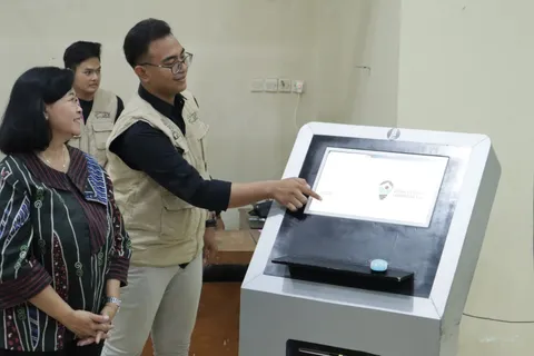 TINGKATKAN KINERJA PELAYANAN DI DESA LORAM WETAN, DPM FIK RANCANG WEBSITE MULSA