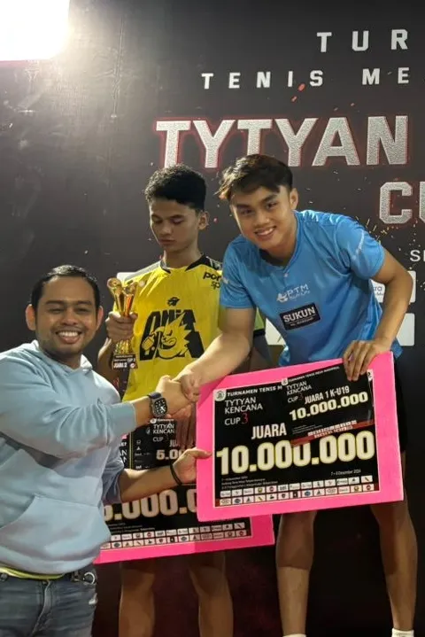 Atlet Udinus Affan Raih Juara 1 pada Kejuaraan Tenis Meja Tytyan Kencana Cup III