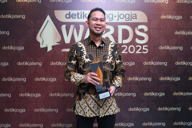 Jadi Kampus Inovatif Berkelas Dunia, Udinus Raih Penghargaan Perguruan Tinggi Berbasis Teknologi Informasi