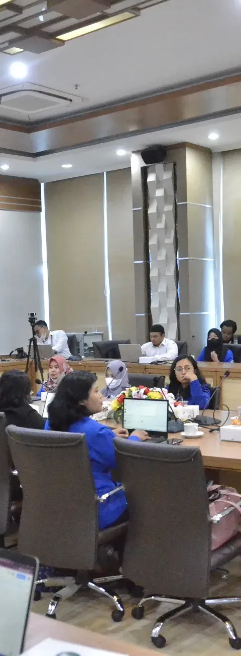 SIAP IKUTI PPK-ORMAWA 2023, PULUHAN ORGANISASI MAHASISWA UDINUS IKUTI WORKSHOP DAN BEDAH PROPOSAL