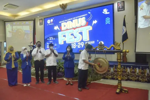 5124 PESERTA DARI SELURUH INDONESIA IKUTI DINUSFEST 2023 SECARA LURING