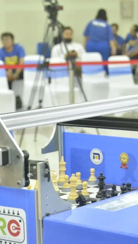 ROCAKU KEMBALI TUNJUKKAN KECANGGIHANNYA DENGAN BERHASIL KALAHKAN GM NOVENDRA DUA KALI