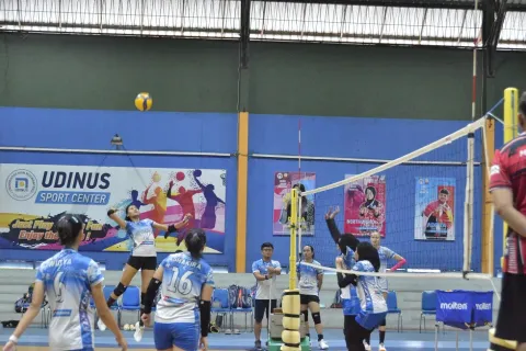 TIGA ATLET BOLA VOLI PUTRI INDONESIA DIGANDENG UDINUS UNTUK LANJUTKAN PENDIDIKAN