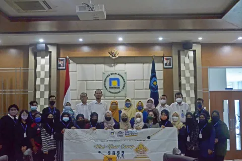 DIPERCAYA OLEH KEMDIKBUD RI, UDINUS SELENGGARAKAN BEASISWA KNB