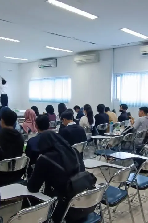 FIB MENUJU PIMNAS 2023, MAHASISWA DIBERIKAN PELATIHAN PENULISAN PKM