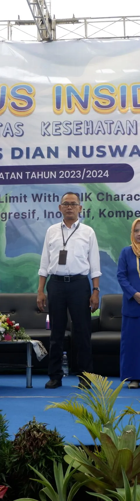 DEKAN FKES UDINUS RESMI LANTIK 363 MAHASISWA BARU SERTA KENALKAN SEMUA FASILITAS YANG ADA