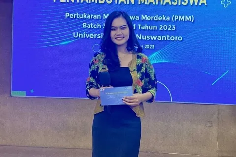 TERUS BERLATIH DAN ASAH SKILL, CLARISSA TEKUNI DUNIA MASTER OF CEREMONY