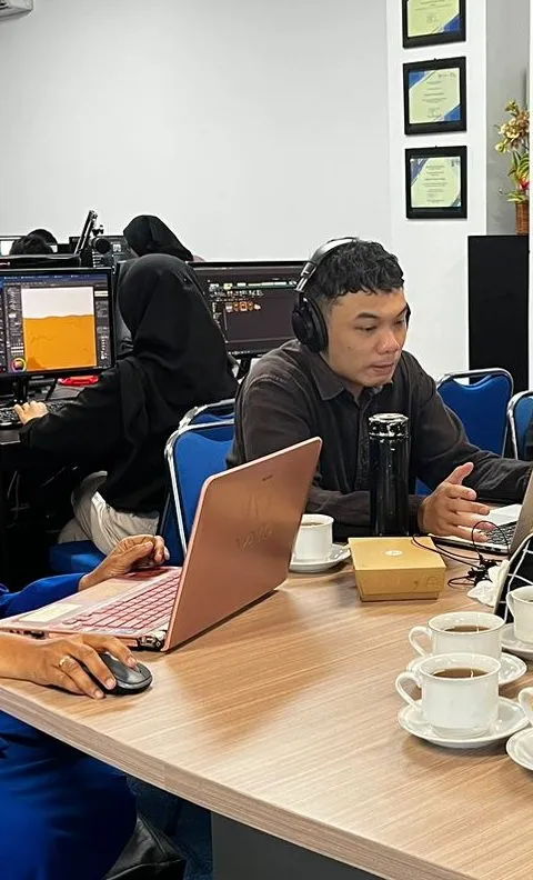 PERSIAPKAN GAME SI WARIK LAKU HINGGA PASAR GLOBAL, PRODI ANIMASI UDINUS GELAR WORKSHOP STRATEGI PEMASARAN GAME