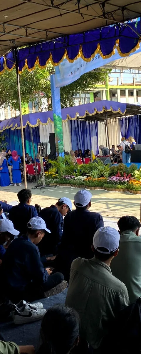 LEWAT KULIAH UMUM, UDINUS AJAK MABA FKES UNTUK LEBIH PEDULI DENGAN LINGKUNGAN