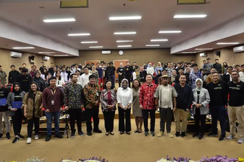 KEMENKOP UKM DAN UDINUS, BERIKAN PEMAHAMAN DALAM BENTUK POLA PIKIR DAN MENTAL CALON WIRAUSAHAWAN