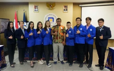 SEMBILAN MAHASISWA PRODI D-4 PENGELOLAAN PERHOTELAN UDINUS LAKUKAN MAGANG INTERNASIONAL KE TAIWAN