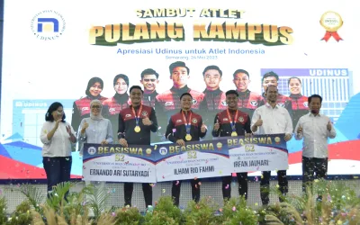 UDINUS GUYUR BONUS RATUSAN JUTA RUPIAH UNTUK MAHASISWA PERAIH MEDALI SEA GAMES 2023