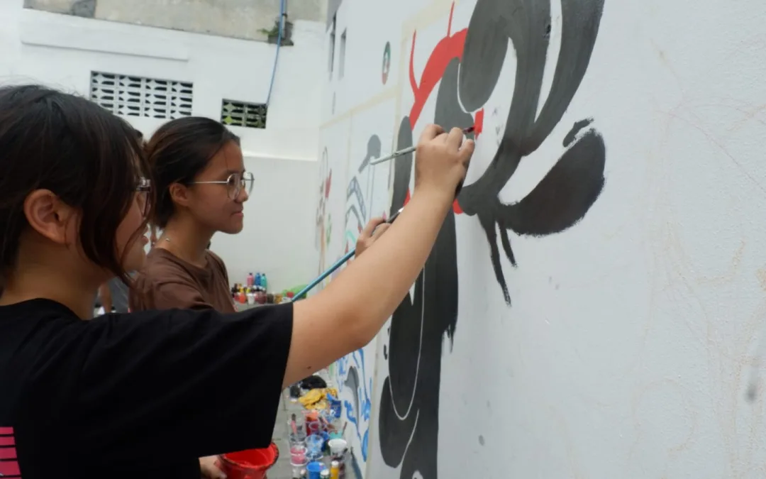 LOMBA MURAL DINUSFEST 2023 AJAK SISWA SMA/SMK ASAH KREATIVITAS DAN CINTAI KARTUN INDONESIA