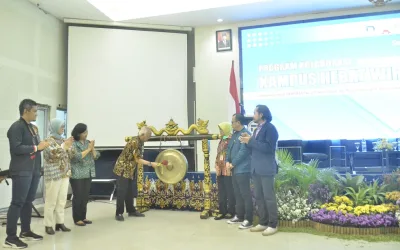 PROGRAM KOLABORASI KAMPUS HEBAT WIRAUSAHA KUAT DI LAUNCHING DI UDINUS