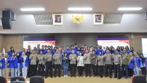 Foto Bersama Police Goes to Campus Jelang Pemilu 2024