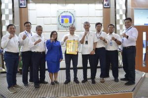 Foto Bersama Seluruh Jajaran dan Tim Laboran Udinus