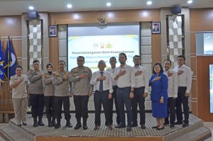 Foto Bersama Seluruh Jajaran yang Hadir pada Kegiatan MoU Senin (27.11.2023)