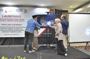 Perangi TB di Jateng Udinus Launching 'Panglima Sudirman'