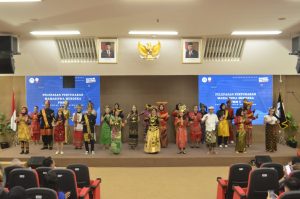Pelepasan Peserta PMM 3 Udinus Diwarnai Seni Pentas dari Berbagai Budaya