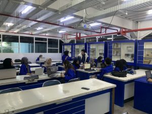 Generasi Muda Hadapi Tantangan Era Society 5.0 Lewat Karya Ilmiah Bersama UKM Penalaran Udinus