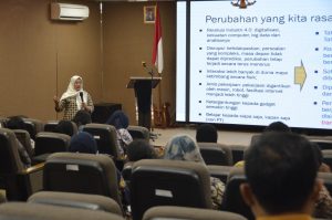 Tingkatkan Kompetensi, Dosen Muda Udinus Diberikan Model Pembelajaran Inovatif