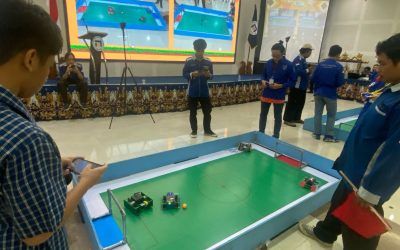 Dinus Robotic Competition Ajak Siswa SMA/K Kembangkan Kreativitas Rancang Robot Soccer