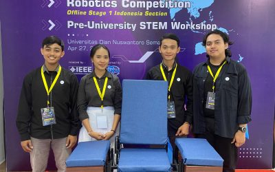 Robot Kesehatan Karya Dari Mahasiswa FT Udinus Raih Juara Nasional