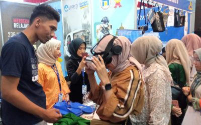VR Borobudur Udinus Jadi Sorotan Utama di Kampus Merdeka Fair 2024 di Padang