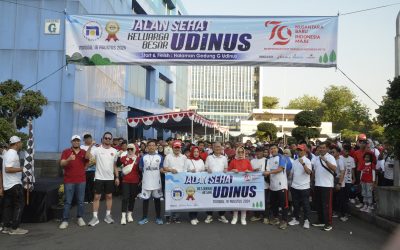 Jalan Sehat Bersama di Udinus Eratkan Tali Silaturahmi Antara Civitas Academica dengan Keluarga