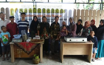 Lewat Smart Agro-Tourism, Tim Abdimas Udinus Tingkatkan Pendapatan Nelayan Widosiger