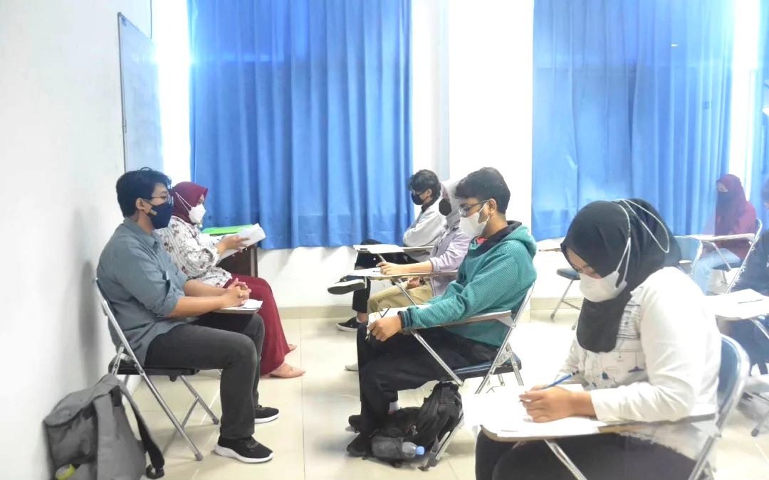 Sastra Jepang Udinus Sukses Jadi Tuan Rumah JLPT Desember 2024 Diikuti sampai 2500 Peserta