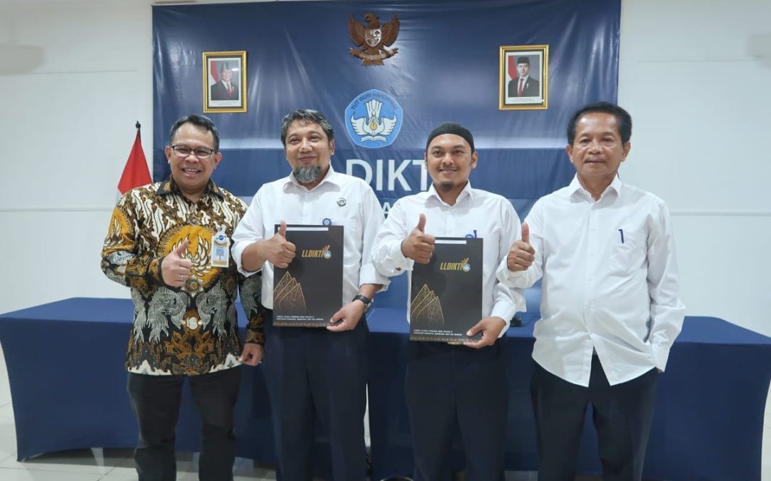 Udinus Terima SK Guru Besar dan Lektor Kepala, Dorong Peningkatan Kualitas SDM