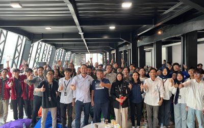 Serap Aspirasi Mahasiswa, Dialog Bersama Rektor Udinus Dikemas Nyaman dan Penuh Kebersamaan
