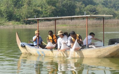 Penyebaran 12.000 Benih Ikan Nila, Ajarkan Rasa Peduli Mahasiswa Baru Dinus Inside 2025 Terhadap Lingkungan