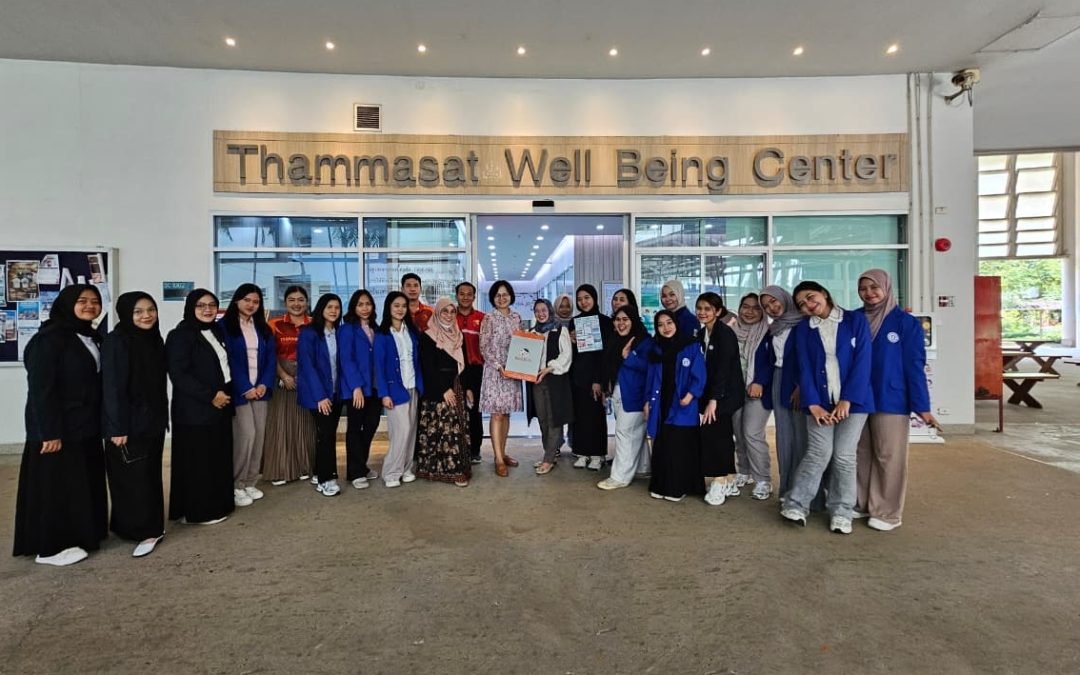 Mahasiswa Kesmas Udinus Ikuti Kunjungan di Thammasat University Thailand, Upaya Pelajari Sistem Kesehatan di Negara Lain