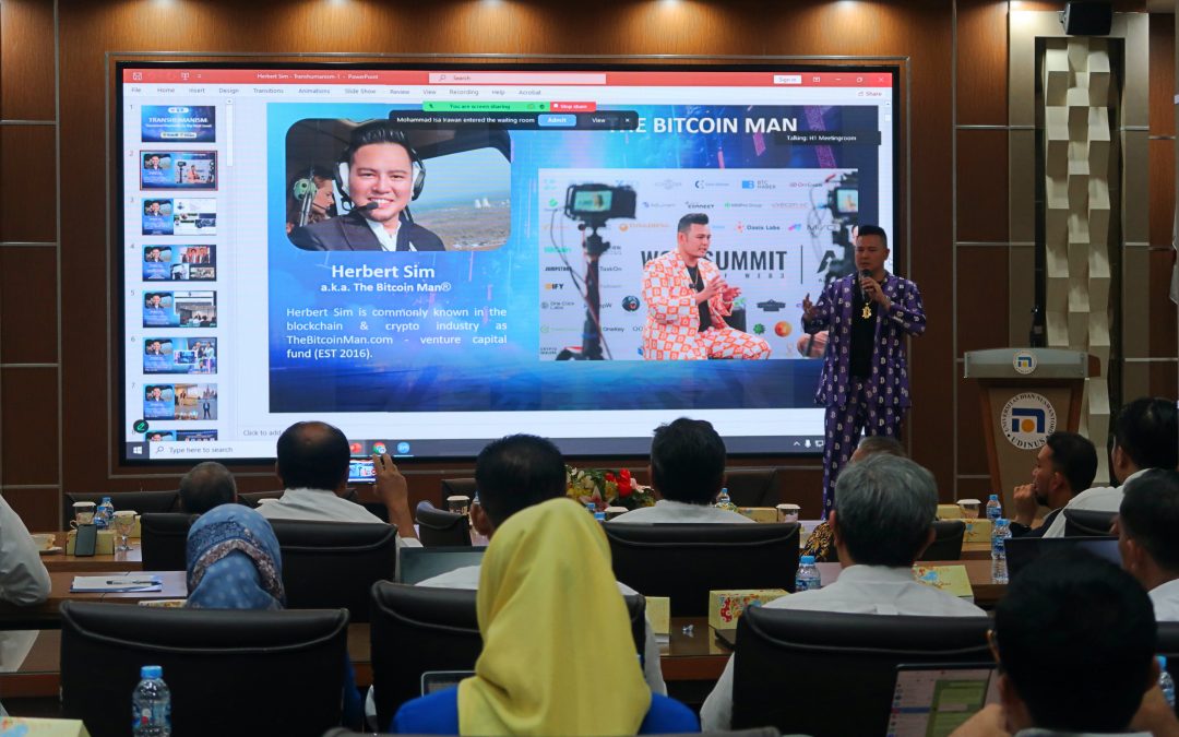 Bahas Masa Depan Neurochip, Udinus dan ITS Hadirkan The Bitcoin Man Herbert R. Sim