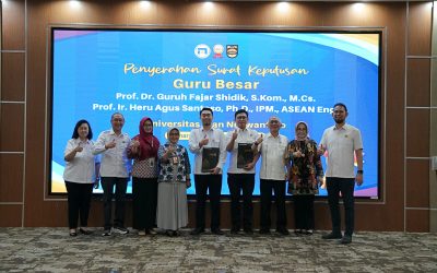 Udinus Terima SK Guru Besar dan Lektor Kepala Mendikti Saintek, Salah Satunya Profesor Termuda di Jateng