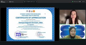 Penyerahan sertifikat kepada pembicara SKETCH 2026 Udinus Soraya De Kam secara daring