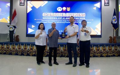 Udinus Bekali 403 Mahasiswa KIP Kuliah Angkatan 2025 dengan Character Building dan Kecerdasan Emosional