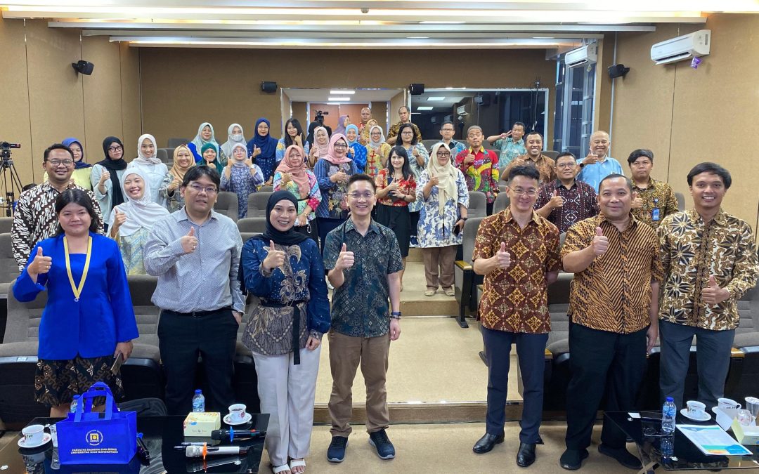 Hadirkan Pakar dari Emerald Publishing, Dosen FEB Udinus Pahami Abstrak dan Etika Publikasi di Level Internasional